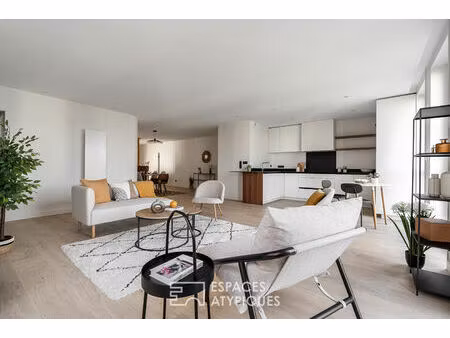 138 m² de volumes et lumière dans un duplex d'exception - place de bretagne