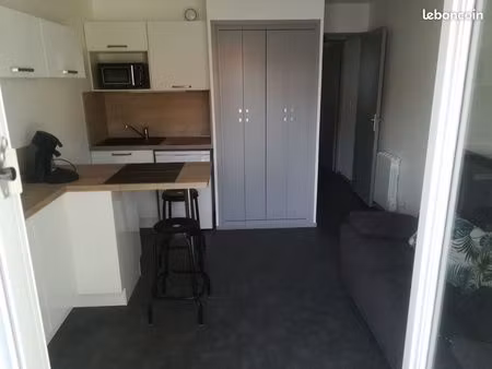 loue studio cabine du 15 janvier au 30 juin 2026