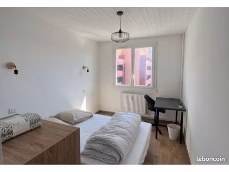 chambre meublée parilly