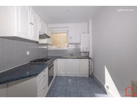 appartement 3 pièces 63 m²