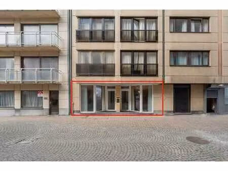 spacieux rez-de-chaussée à vendre à la panne!