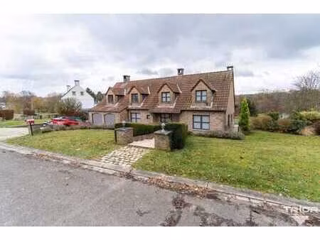 superbe villa qui sera rénovée avec une vue exceptionnelle