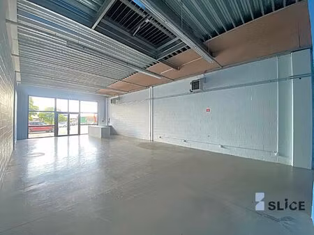 surface commerciale à louer à rue grande 208 maisières (vbd67793)