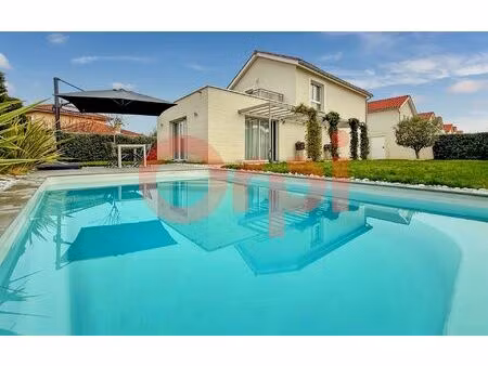 maison saint-bonnet-de-mure 140 m² t-5 à vendre  629 000 €