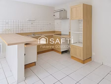location appartement 3 pièces 74 m² à saint-angeau (16230)  645 €