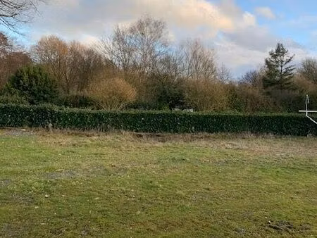 beau terrain de 2700m² petit auverné 44670