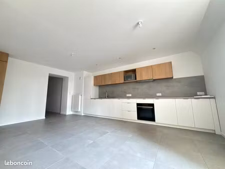 appartement 5 pièces 98 m²