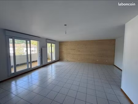 appartement 4 pièces 114 m²