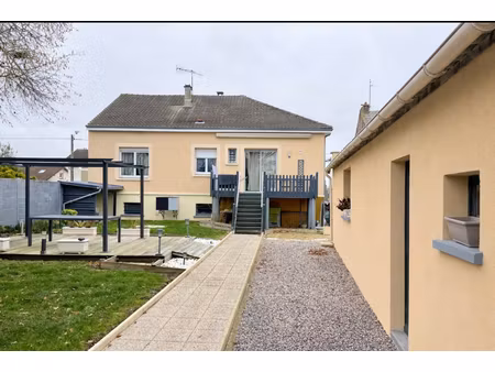 maison 5 pièce(s) - 106 m2 habitables - terrain 1448 m2