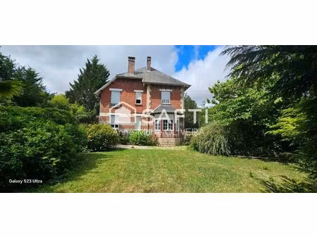 belle demeure de 10pièces avec écuries  garage  atelier avec studio au dessus  2 terrasses