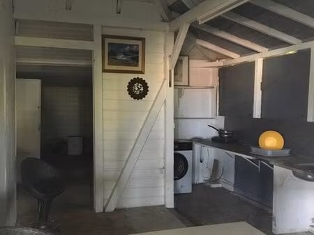 f3 dans le centre ville de basse terre