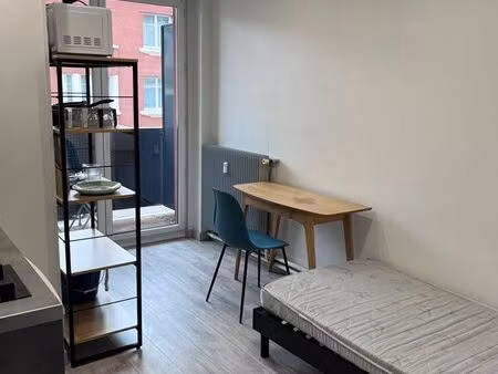 studio loué meublé tout compris