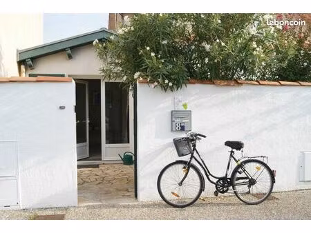 studio 2 pers plein centre chatelaillon 2 mois minimum juin à septembre 2026