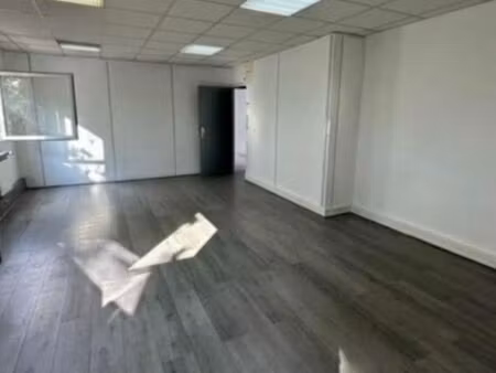 bureau 60m2 à louer