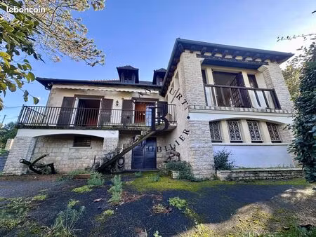 propriété 6 pièces 177 m²