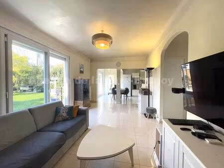 quincy - proche gare et commerces