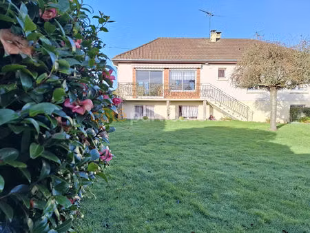 maison saint-ovin 105 m² 6 pièces