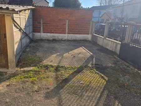 2 places de parking 30m² avenue du travail sevran