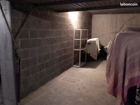 location garage box pour moto croix-rousse