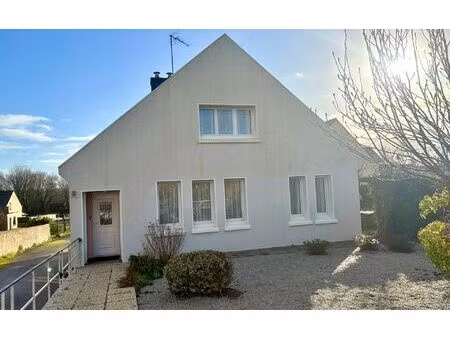 maison saint-nicolas-du-pélem 81.41 m² t-3 à vendre  110 000 €