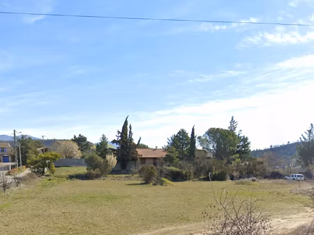 terrain à bâtir de 1081 m2