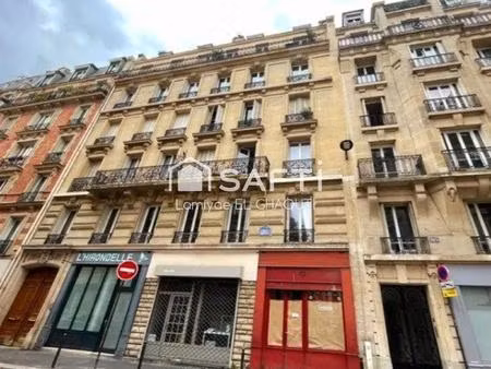 local boutique toutes activités sauf restauration