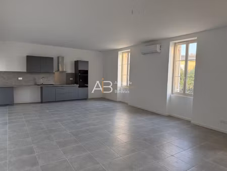 maison 4 pièces 100 m2 3 chambres  jardin  pompe à chaleur r