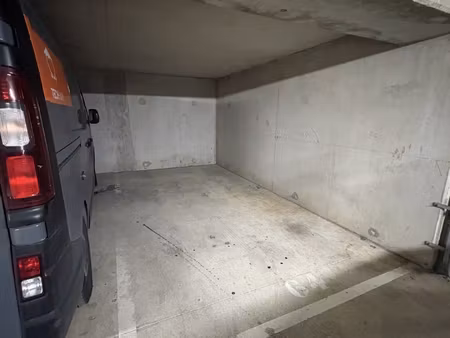 vente parking 13 m²