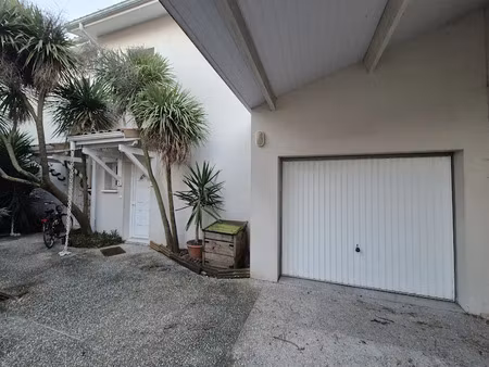 location maison 4 pièces 88 m² à la teste-de-buch (33260)  1 230 €