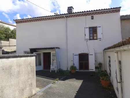 vente maison 9 pièces 138 m² à labruguière (81290)  90 000 €