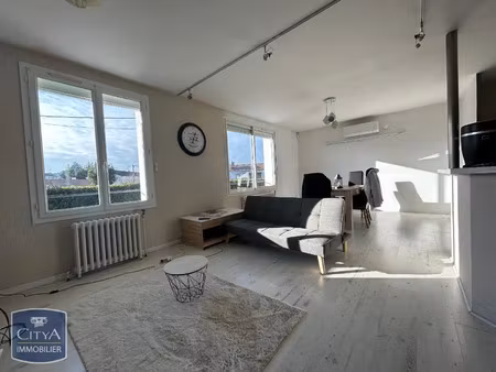 maison à louer 3 pièces 68.42 m² - niort (79) - 800€