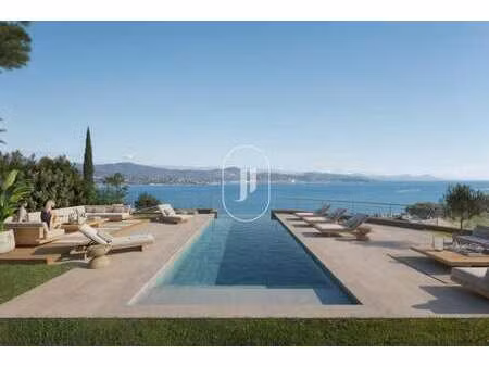 villa de luxe avec vue sur mer à vendre à gassin : 14 900 000 € | 800m²
