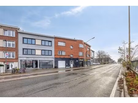 appartement te koop in wilrijk met 2 slaapkamers