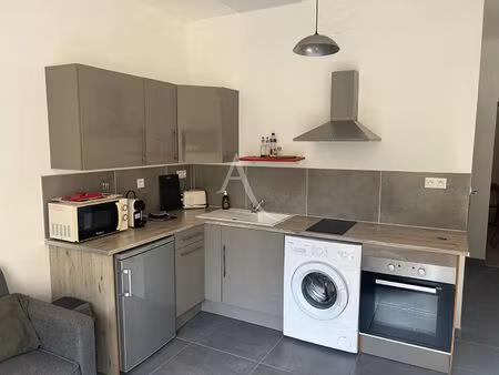 location appartement 2 pièces 33 m² à rochefort (17300)