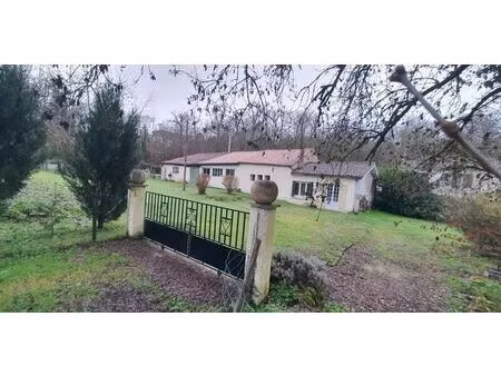 vente maison 4 pièces 118 m² cercoux (17270)