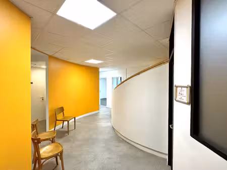 vente bureaux  195.00m²  saint