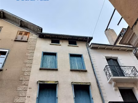 vente immeuble 3 pièces 90m2 villefranche-de-rouergue 12200 - 33000 € - surface privée
