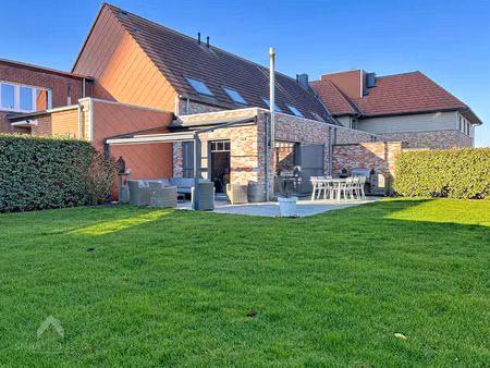 huis te koop in oudenburg met 3 slaapkamers