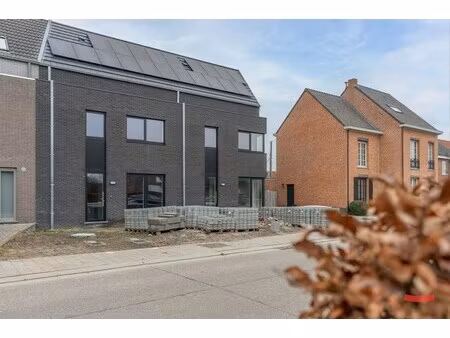huis te koop in ravels met 4 slaapkamers