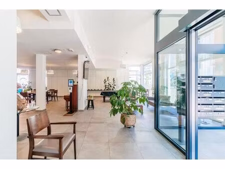 surface commerciale à vendre à sint-michielsstraat 13 gand (rbu95056)