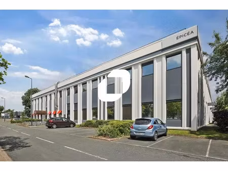 bureaux et activités avec services de proximités