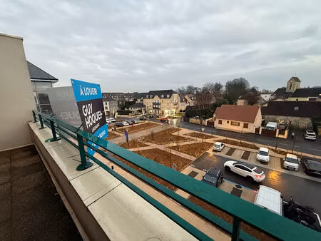 2 pièces centre lieusaint 48.97 m2 - terrasse - 2 parkings