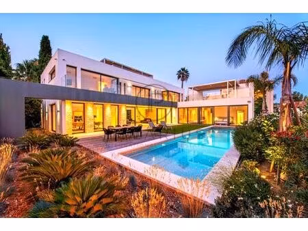 villa de 11 pièces de luxe en location cannes  provence-alpes-côte d'azur