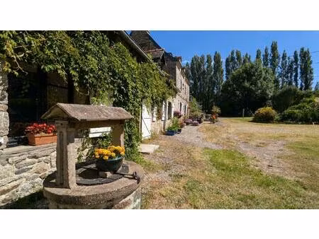 charmant manoir du xviiie siècle et longère sur 1 6 hectare parfait pour une activité de..