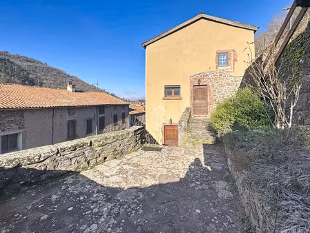 charmante maison de village avec terrasse  jardin et vue sur