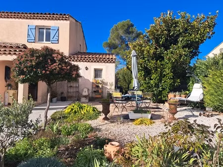 nans les pins (83)résidence de tourisme sécurisée - très jolie villa t4+ garage attenant  