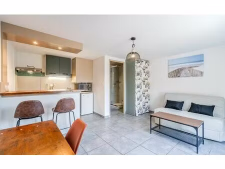 location appartement  m² t-1 à aire-sur-l'adour  425 €