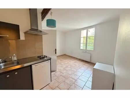 location appartement  m² t-1 à triel-sur-seine  600 €