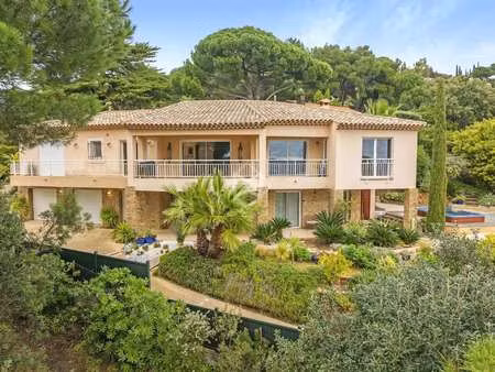 villa de luxe avec vue sur mer à vendre au lavandou : 3 350 000 € | 241m²