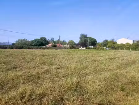 vente terrain 1791 m² à gémozac (17260)  48 975 €